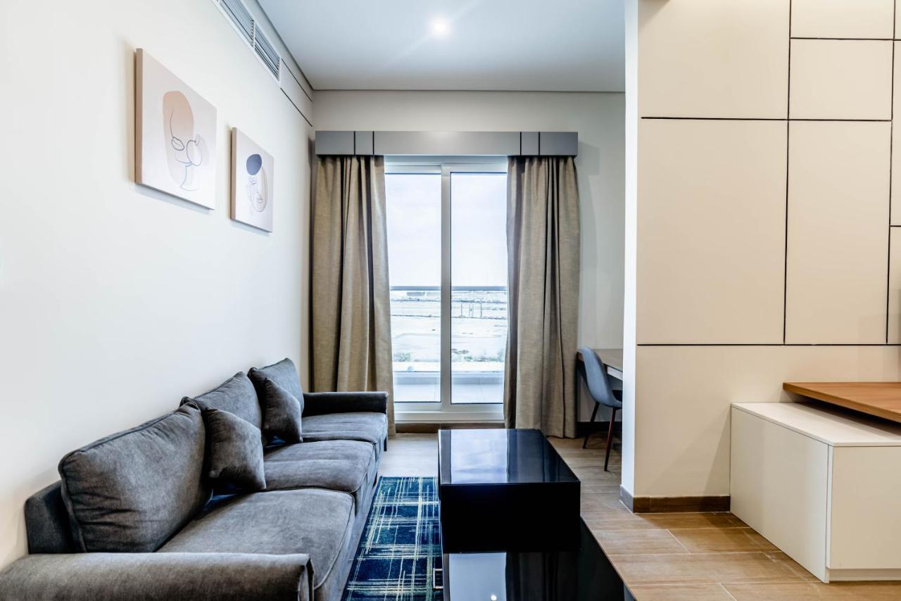 Resivation Hotel Dubai Exterior foto